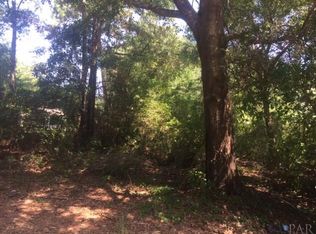 8616 Robinwood Dr, Milton, FL 32583