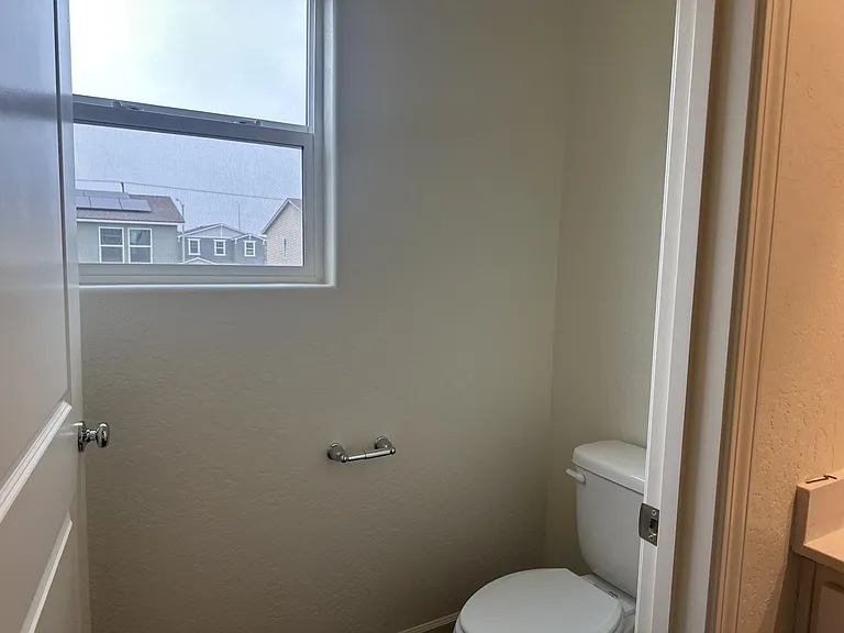 332 Halisan Ct — Photo 12