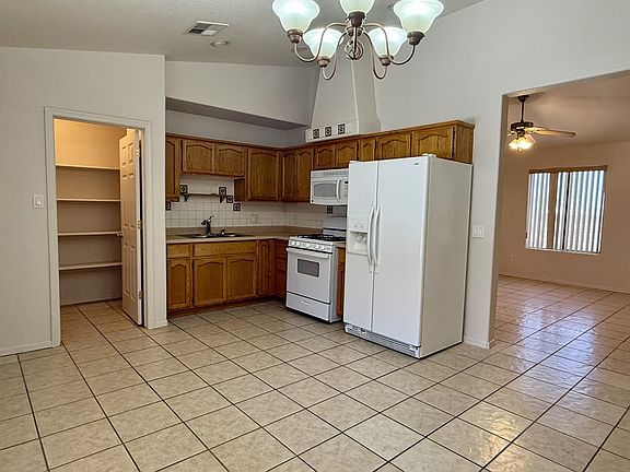 5th image of 9557 E 35th Pl