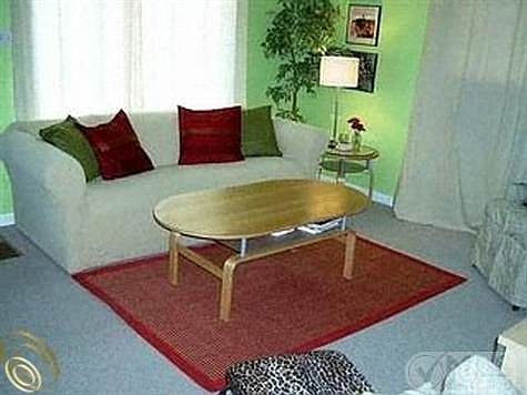 Living Room.jpg