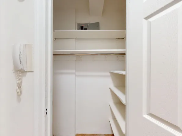 301 East 38th Street image 5 of 18