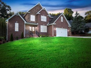 1371 Buckingham Pl, Cookeville, TN 38501
