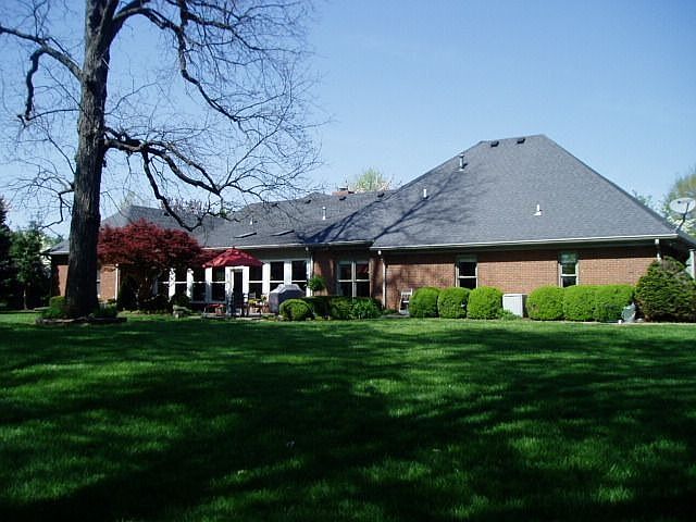 2nd image of 1705 Euclid Ave