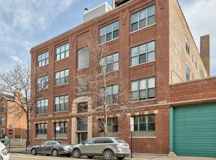 835 N Wood St APT 103, Chicago, IL 60622