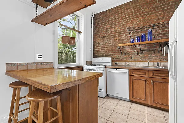 Sold by Corcoran | media 15