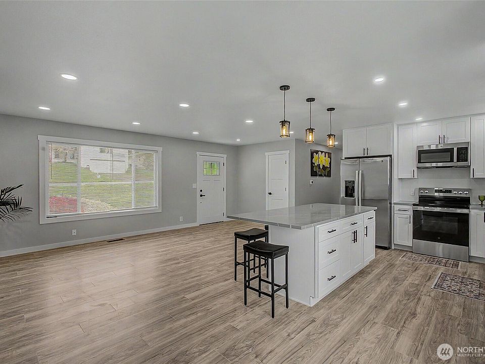 1st image of 24717 S 35th Avenue