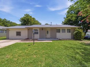 505 N 10th St, Broken Arrow, OK 74012