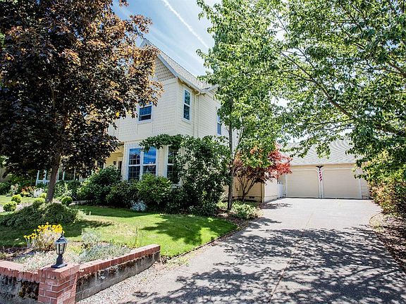 2nd image of 865 Singler Ln