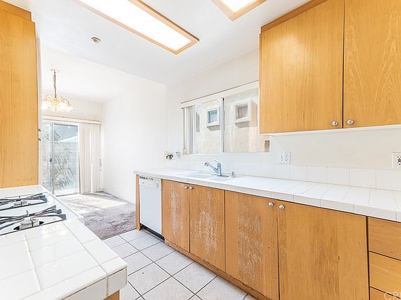 5th image of 15232 Foothill Blvd Unit 135