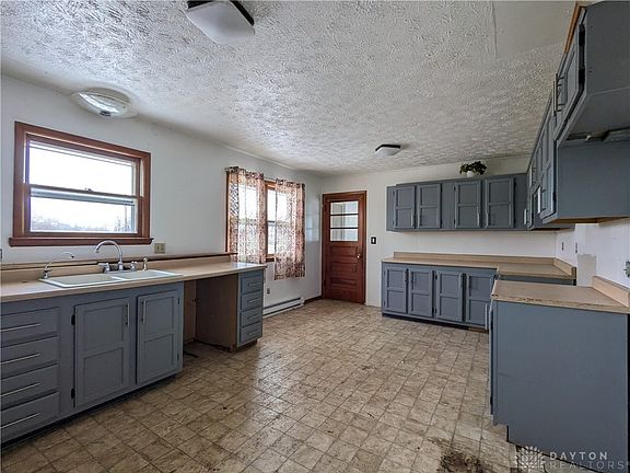 5th image of 3169 Prairie Rd NW