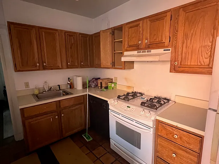 250 Commonwealth Ave #A — Photo 3