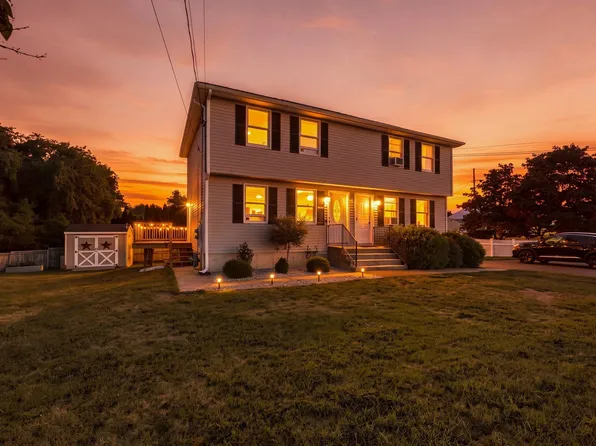 15 Sunflower Ln #B, Westfield, MA 01085