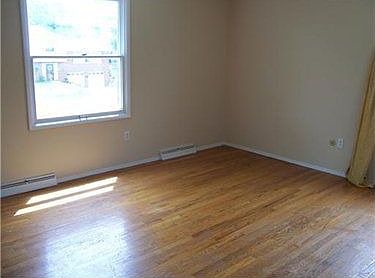 4th image of 5940 Oak Park Dr