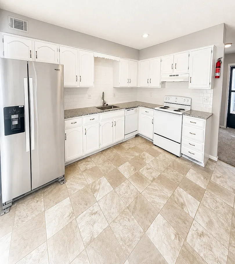 Coming Soon! Spacious 2-Bedroom In Raymore With W/D Hookups! — Photo 3