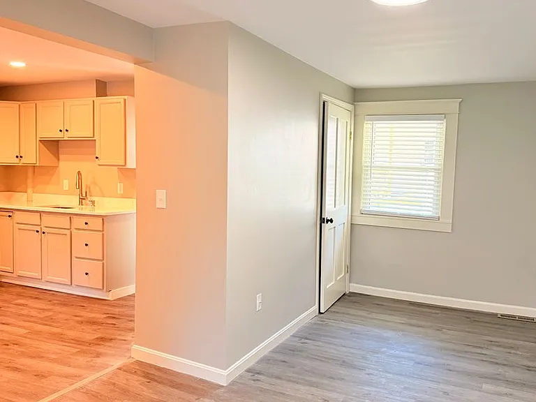 Pet-friendly Apartments for Rent in Hartford, VT! — Photo 20