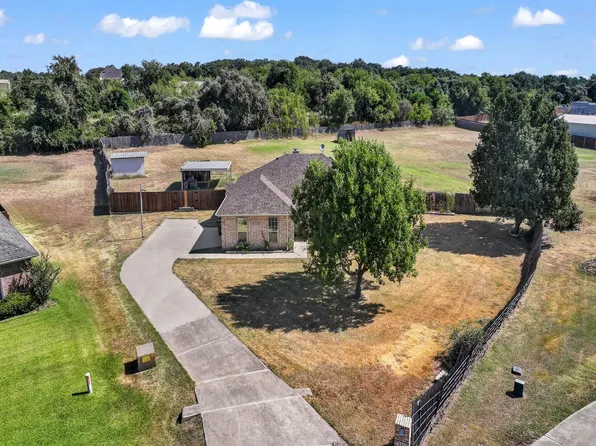 116 Butternut Ct, Weatherford, TX 76088