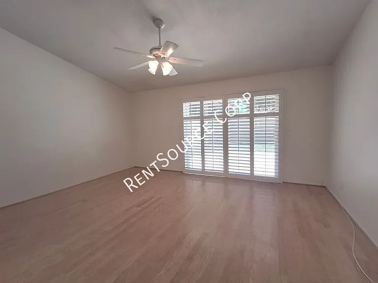 26102 Alejandro Dr — Photo 11