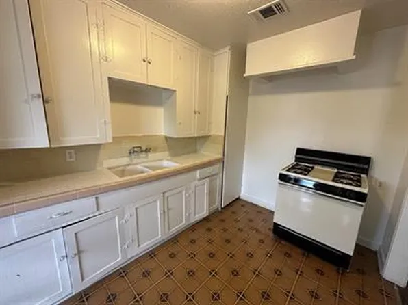 4420 Roseland St APT 4, Houston, TX 77006