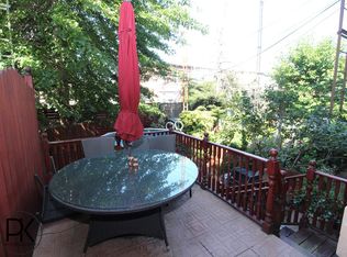 11 Russell St APT 1FL, Brooklyn, NY 11222
