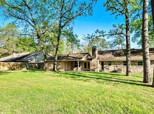 210 Wickwood Dr, Spring, TX 77386