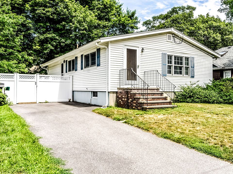 1st image of 9 Frankwood Ave