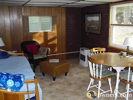 Living Room W/ day bed