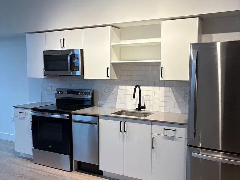 Essex St. Lofts — Photo 23