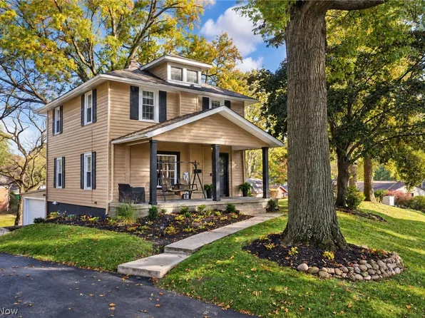814 Thomas Cir NE, Massillon, OH 44646