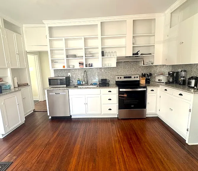 1233 E Center St #H-2 — Photo 4