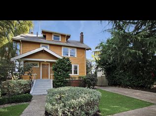 5220 19th Ave NE, Seattle, WA 98105