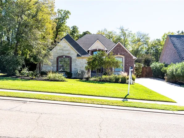 3200 Walnut Creek Ct, Bryan, TX 77807