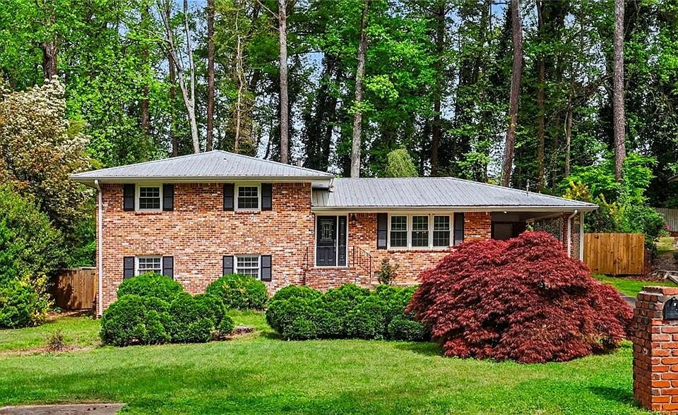 1st image of 1455 Sanden Ferry Dr