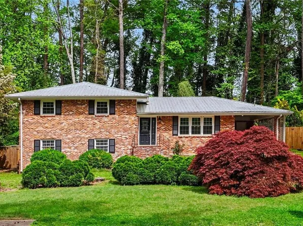 1455 Sanden Ferry Dr, Decatur, GA 30033