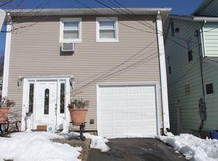 18 Leslie St, Belleville, NJ 07109