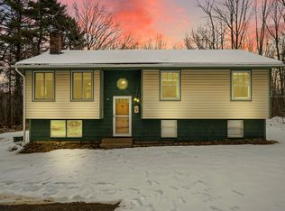 189 Ridge Rd, Newcastle, ME 04553