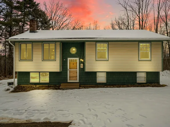 189 Ridge Road, Newcastle, ME 04553