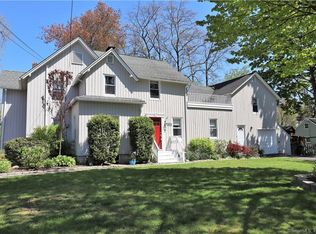 12 Soundview Dr, Stamford, CT 06902