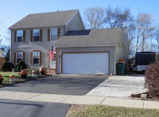 503 Ridgeview Dr, Genoa City, WI 53128