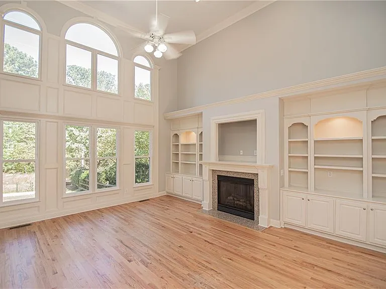 4012 Erin Dr — Photo 13