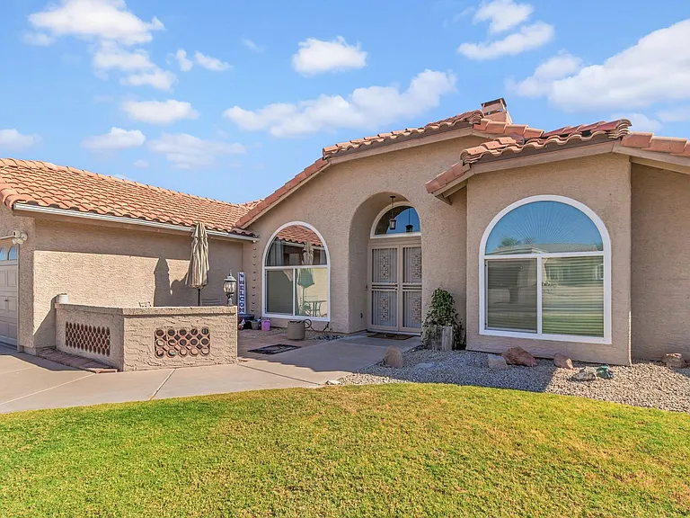 3945 E Salinas St — Photo 24