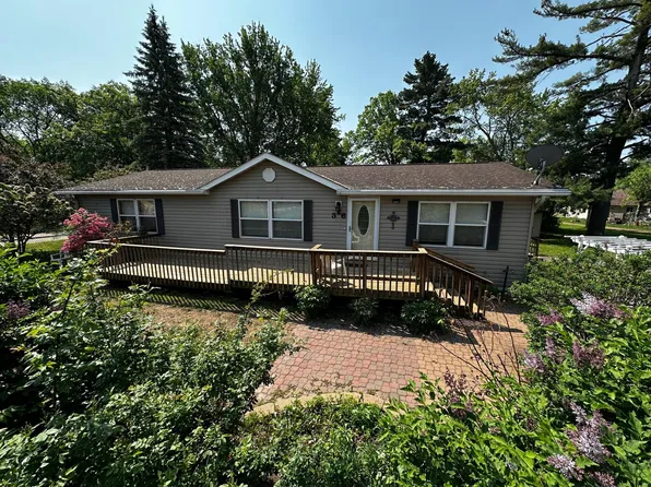 326 5th St NE, Crosby, MN 56441