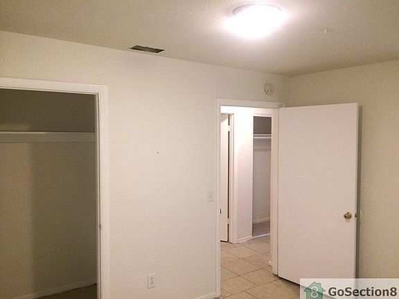 5th image of 4612 Parker Ave
