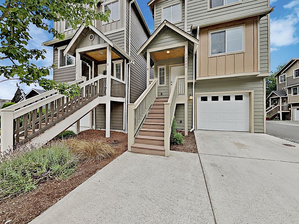 1st image of 12800 17th St NE Unit 8