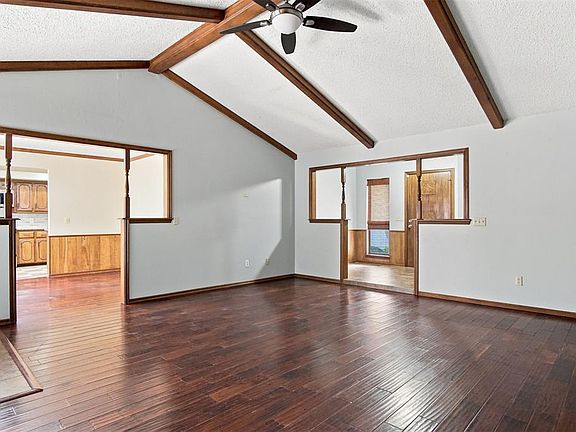 4th image of 2412 Apple Way