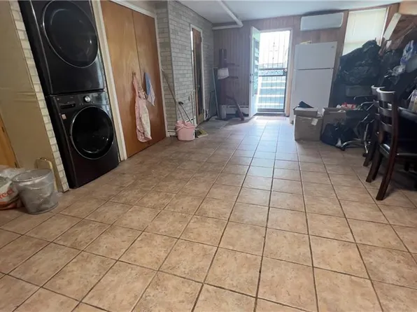 1853 West 4th Street image 9 of 12