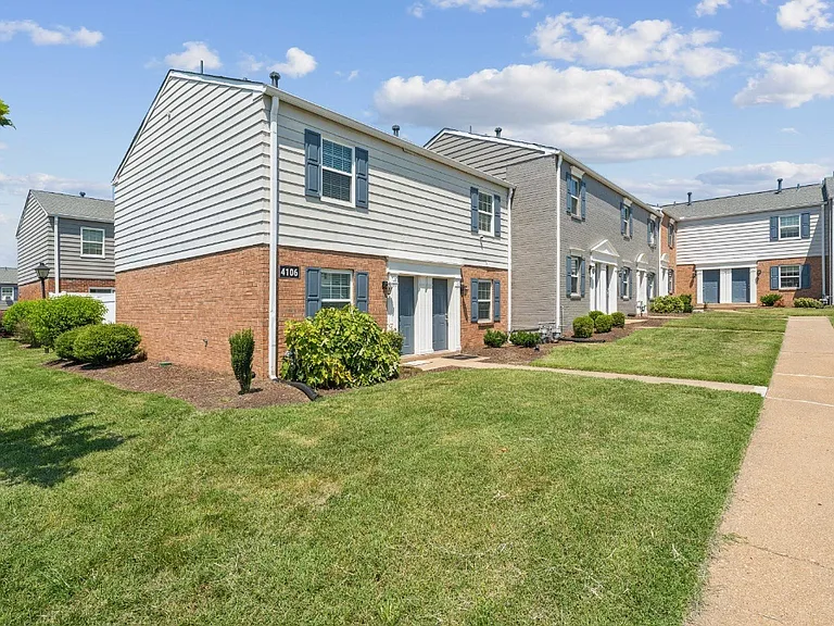 Staples Mill Townhomes — Photo 9