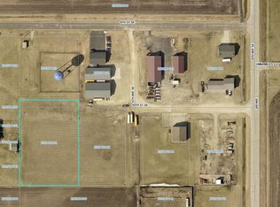 307 10th St SE, Hayfield, MN 55940