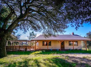 2570 Live Oaks Ct, Boulevard, CA 91905