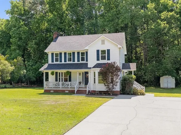 106 Stone Ln, Clayton, NC 27520