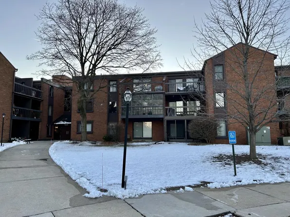 4215 North 100th STREET #224, Milwaukee, WI 53222